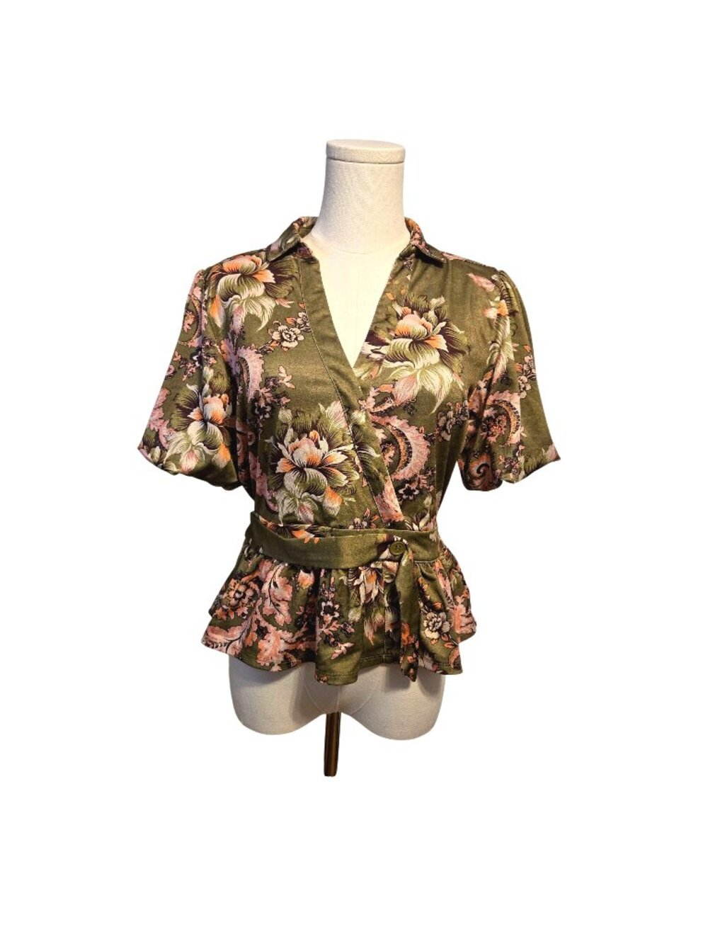 Tracy Evans Floral Wrap Front V-Neck Belted Peplum Waist Puff Sleeve Top Small